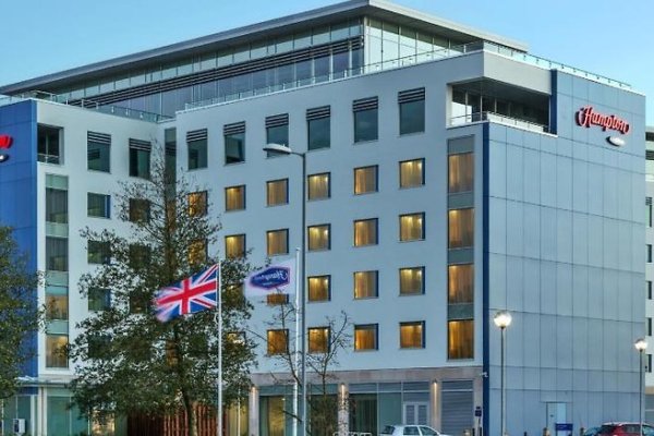 Hampton By Hilton London Luton Airport