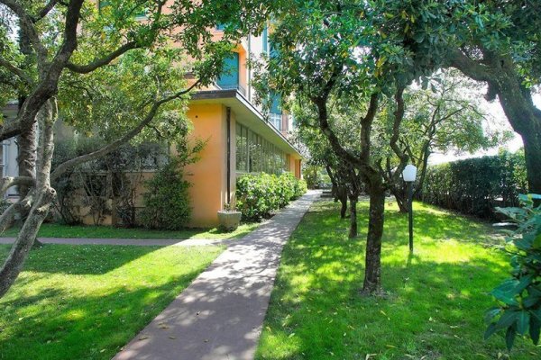 Arianna Hotel
