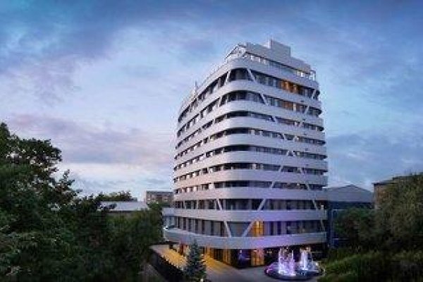 Doubletree By Hilton Almaty