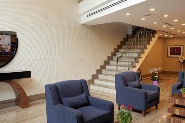 Inera Hotel