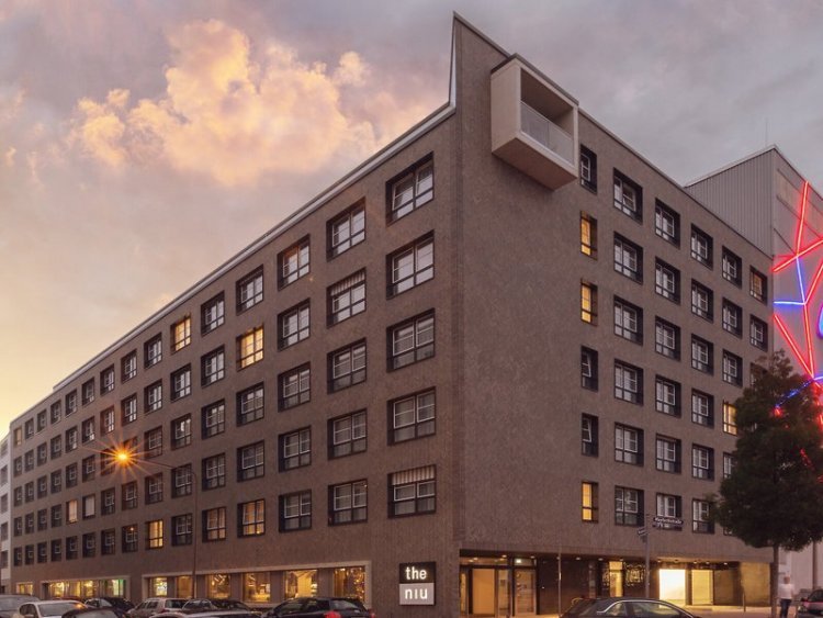 Holiday Inn  the niu, Coin Frankfurt Ostend