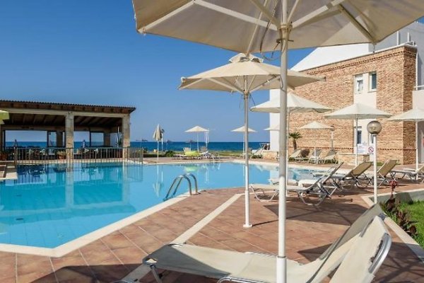 Kostakis Beach Apartments