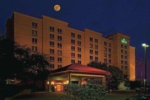 La Quinta Inn & Suites San Antonio Medical Center Nw