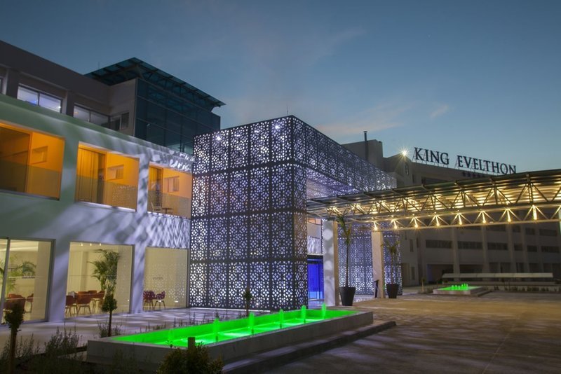 King Evelthon Beach Hotel and Resort recenzie