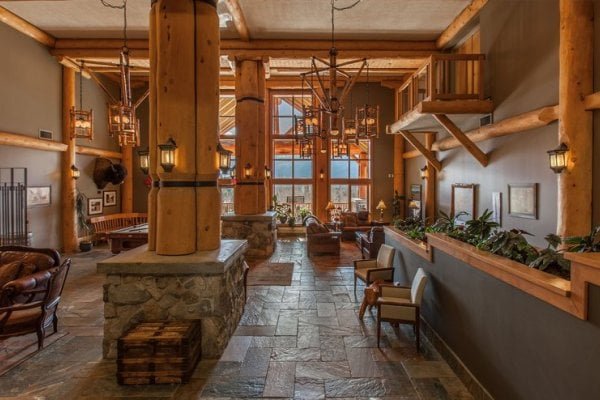 Coast Hillcrest Hotel