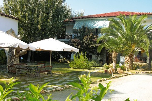 Nikiti Beach