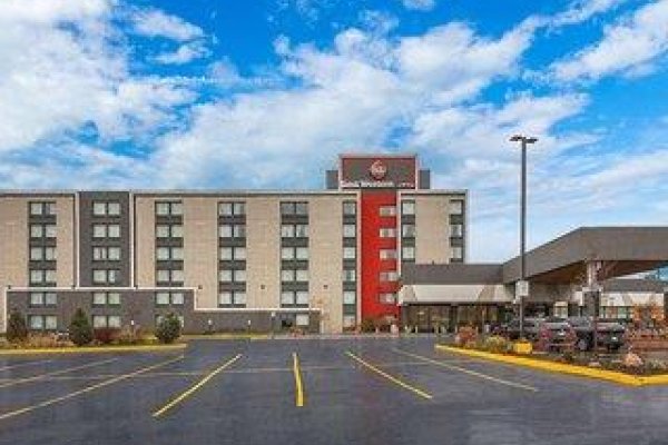 Best Western Plus Toronto North York Hotel & Suites