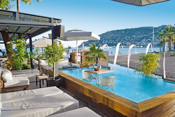 En Vie Sun Beach Boutique Hotel