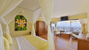 Superior Water Bungalow