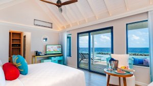Honeymoon Sunset Water Villa With Pool