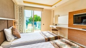 STANDARD PLUS ROOM
