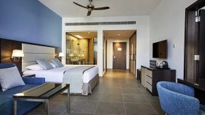 Jr. Suite with partial sea view