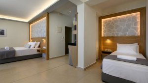 Sunrise King Suite