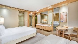 Jade Room – Partial Sea View
