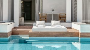 SWIM UP WHITE ROOM
