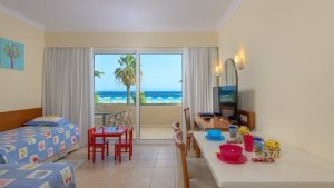 Kids Suite Sea View