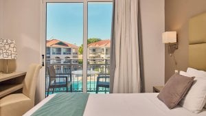 Cozy Double Room with Pool View