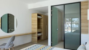 Executive Double Room with Mountain View