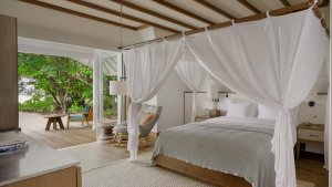 Deluxe Beach Villa Suite With Pool