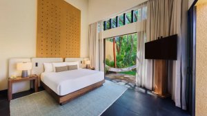 Serenity Pool Villa with Living Room