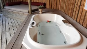 Jacuzzi Beach Villa