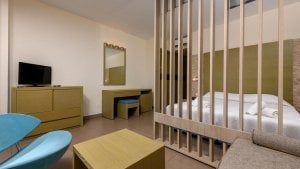 Junior Suite side sea view