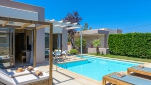 Luxury Suite with a private pool