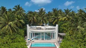 Beach Villa with Pool