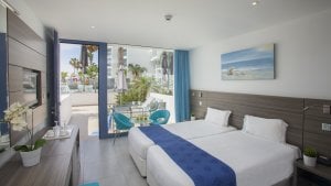 SUPERIOR TERRACE POOL VIEW
