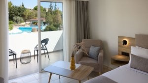 Superior Room with Garden View
