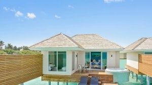 Aqua Villa with Swirl Pool