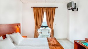 DOUBLE ROOM