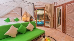 Jacuzzi Beach Villa