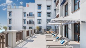 Executive One Bedroom Suite Sea View