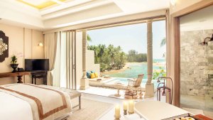 Seaside Pool Paradise Suite