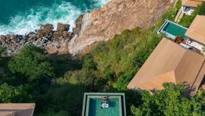 Oceanfront Pool Villa - King