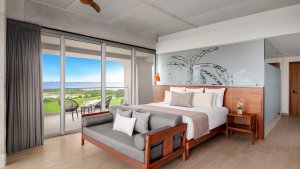 Vantage Club Corner Suite Bay View