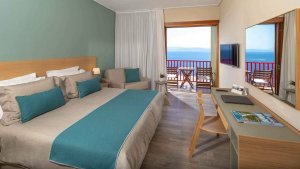 Deluxe rooms with sea view
