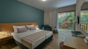 Interconnecting Rooms