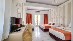 Triple Room Sea View