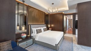Mandarin Signature Suite