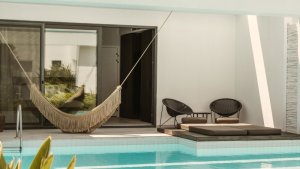 Bungalow sharing pool premium veranda