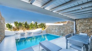Cosmopolitan 4 Bedroom Pool Maisonette