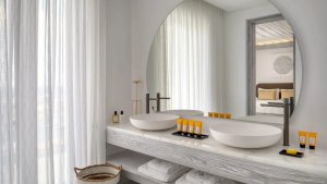 Secret 3 Bedroom Pool Maisonette