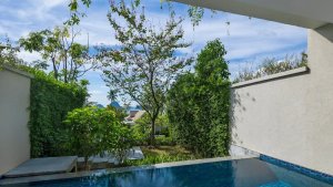 Deluxe Garden Pool Suite - Twin