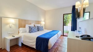 Double XS room