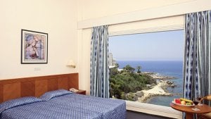 SUPERIOR FAMILY ROOMS