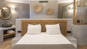 Honeymoon windmill Suite with shared pool