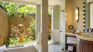 Luxury Villa with Private Garden