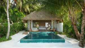 Deluxe Beach Bungalow with Pools
